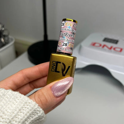 DND Diva 9D Cat Eye Gel Polish #28 - Just Kitten - CM Nails & Beauty Supply