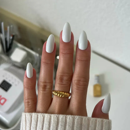 DIVA #038 Smokey White - CM Nails & Beauty Supply