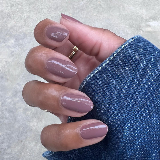 Cool dusty mauve manicure featuring DND Antique Purple #489 with the matching Gel & Lacquer Duo.
