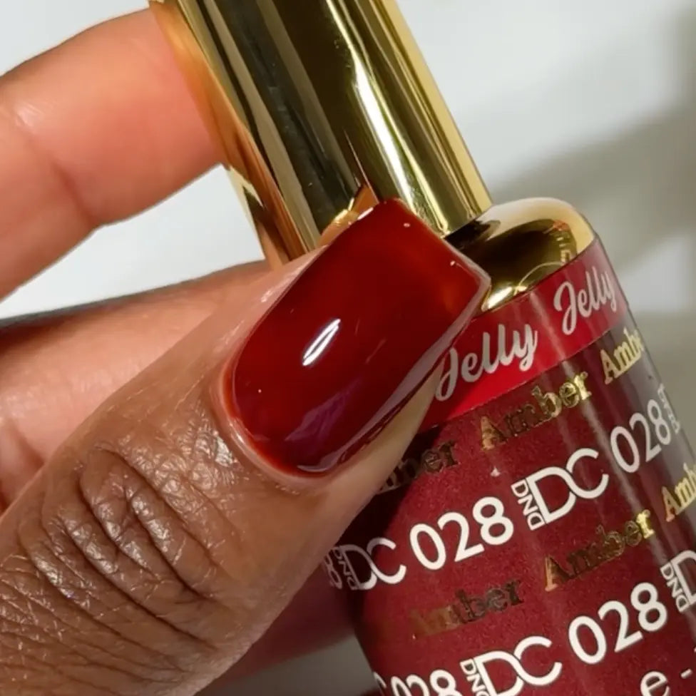 DND DC jelly gel polish manicure application for Amber 028 showing the finished salon style look