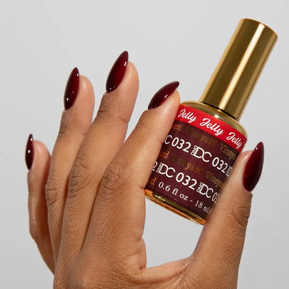 DND DC jelly gel polish manicure application for Vineyard 032 showing wine red finish