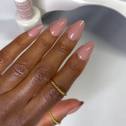 Fairy Dream #487 manicure featuring DND gel polish with the matching Gel & Lacquer Duo.