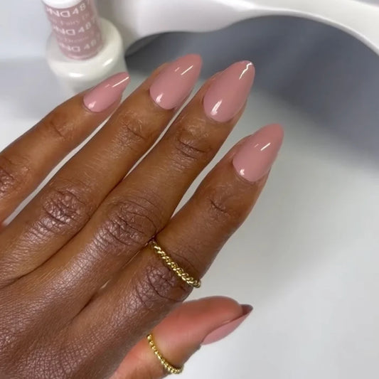 Fairy Dream #487 manicure featuring DND gel polish with the matching Gel & Lacquer Duo.