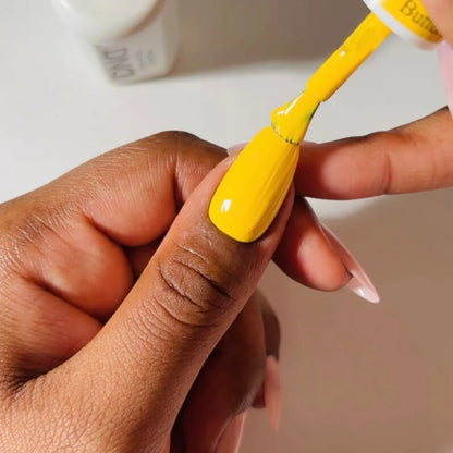 DND Buttered Corn #746 gel polish bottle manicure