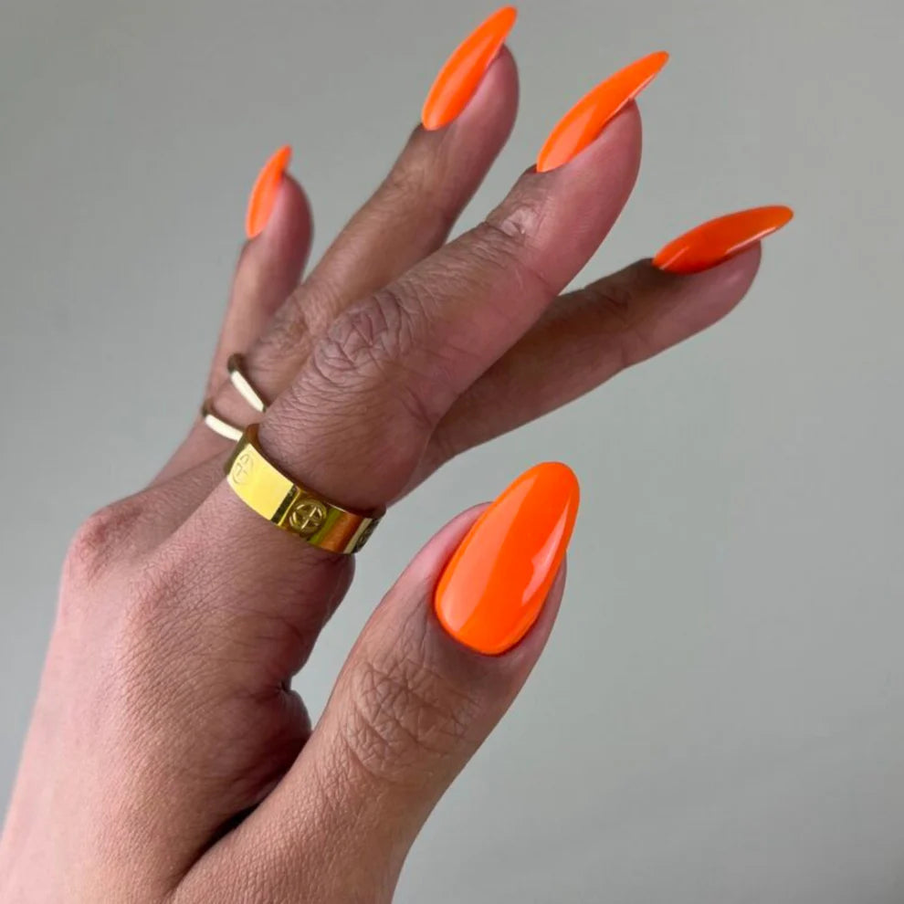 DND Orange Sherbet #713 orange gel polish manicure