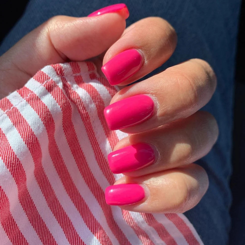 DND Pinky Kinky #417 pink gel polish manicure