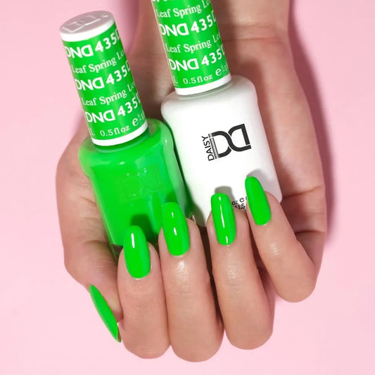 DND Spring Leaf #435 colour swatch showing the fresh spring green nail polish shade.