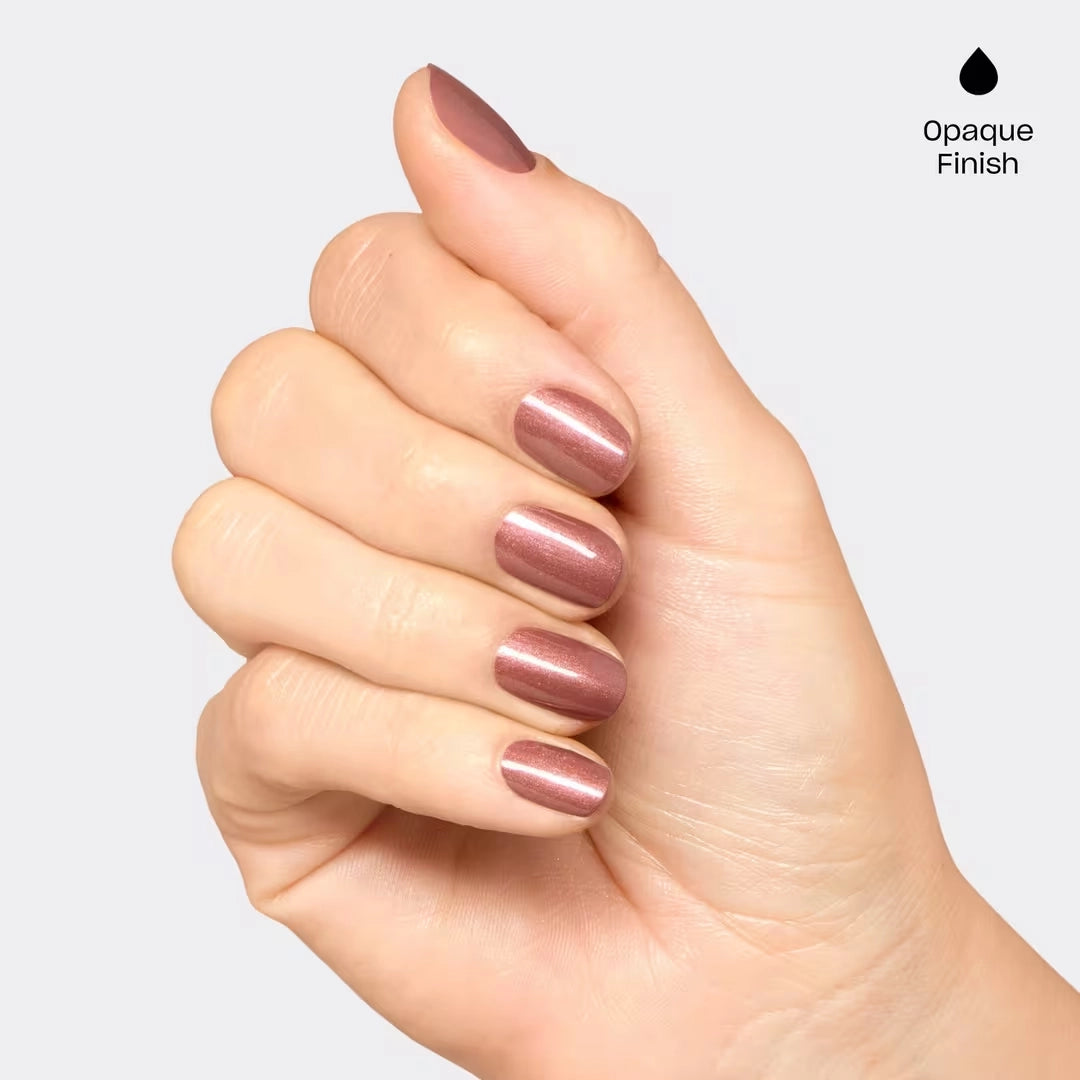 Swatch of OPI Route Beer Float caramel brown shimmer gel polish on nails
