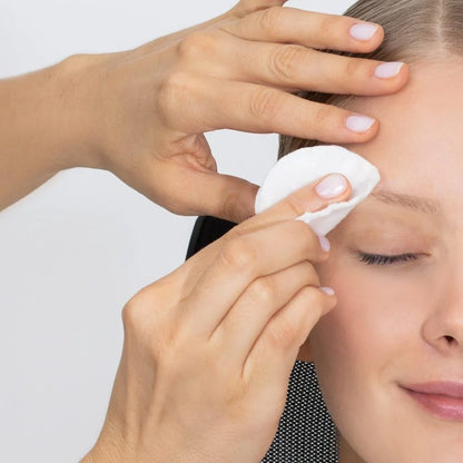 RefectoCil Tint Remover for removing tint spots during eyebrow and eyelash tinting services, application | CM Nails Supply