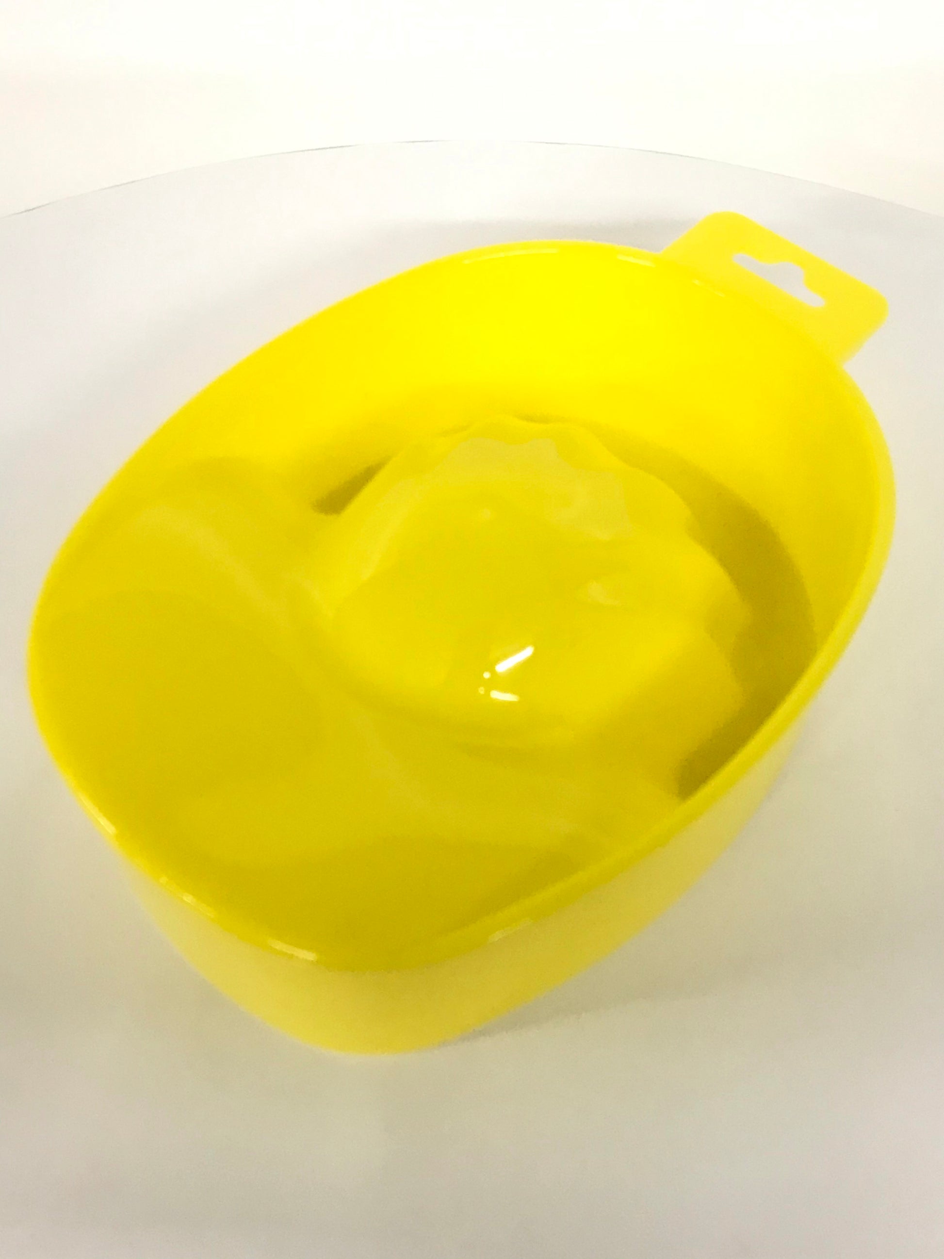 Durable plastic yellow manicure bowl designed for cuticle softening and nail art preparation – shop online at CM Nails Supply